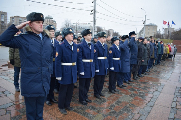 В Иванове почтили память неизвестного солдата
